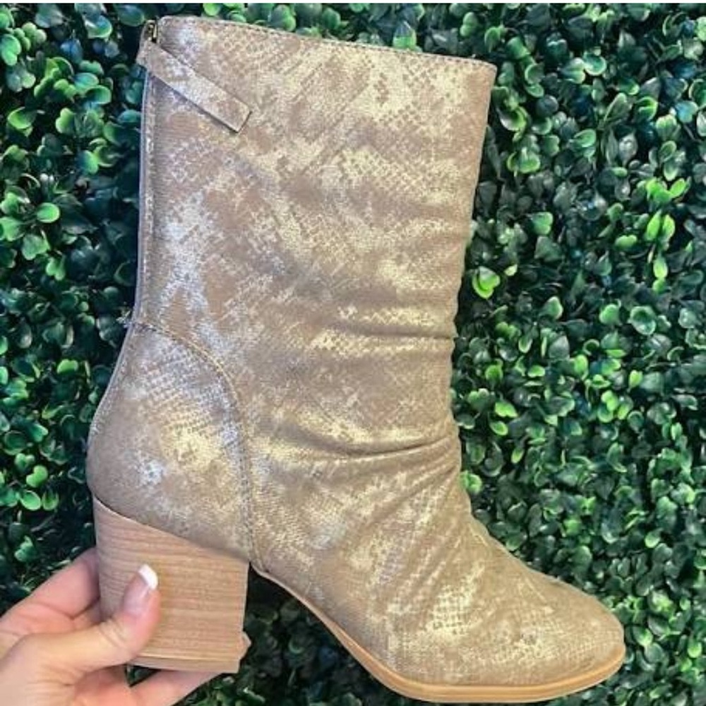 Metallic Bootie - Picture 2 of 2